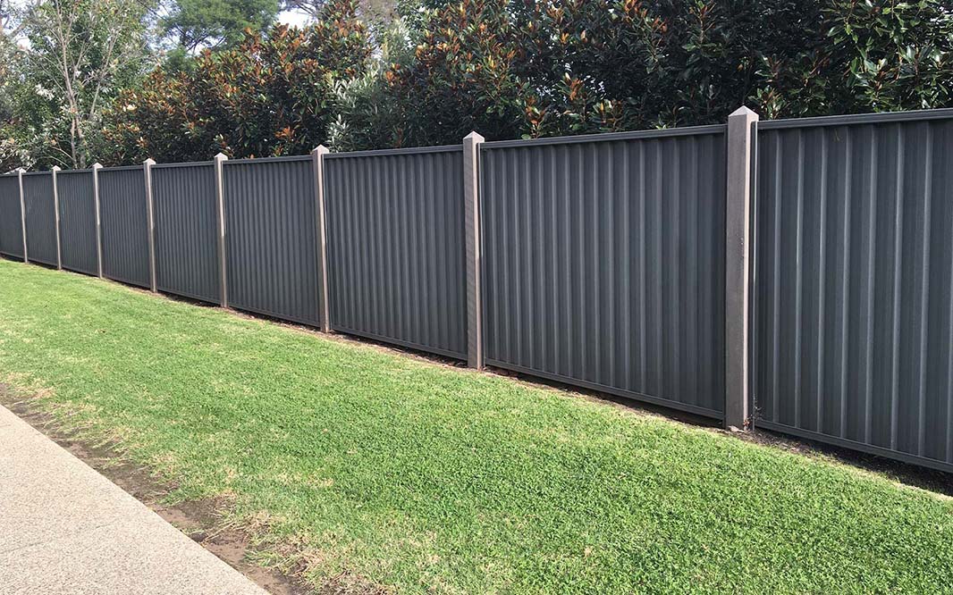 Colorbond Fencing Melbourne - Dolphin Fencing